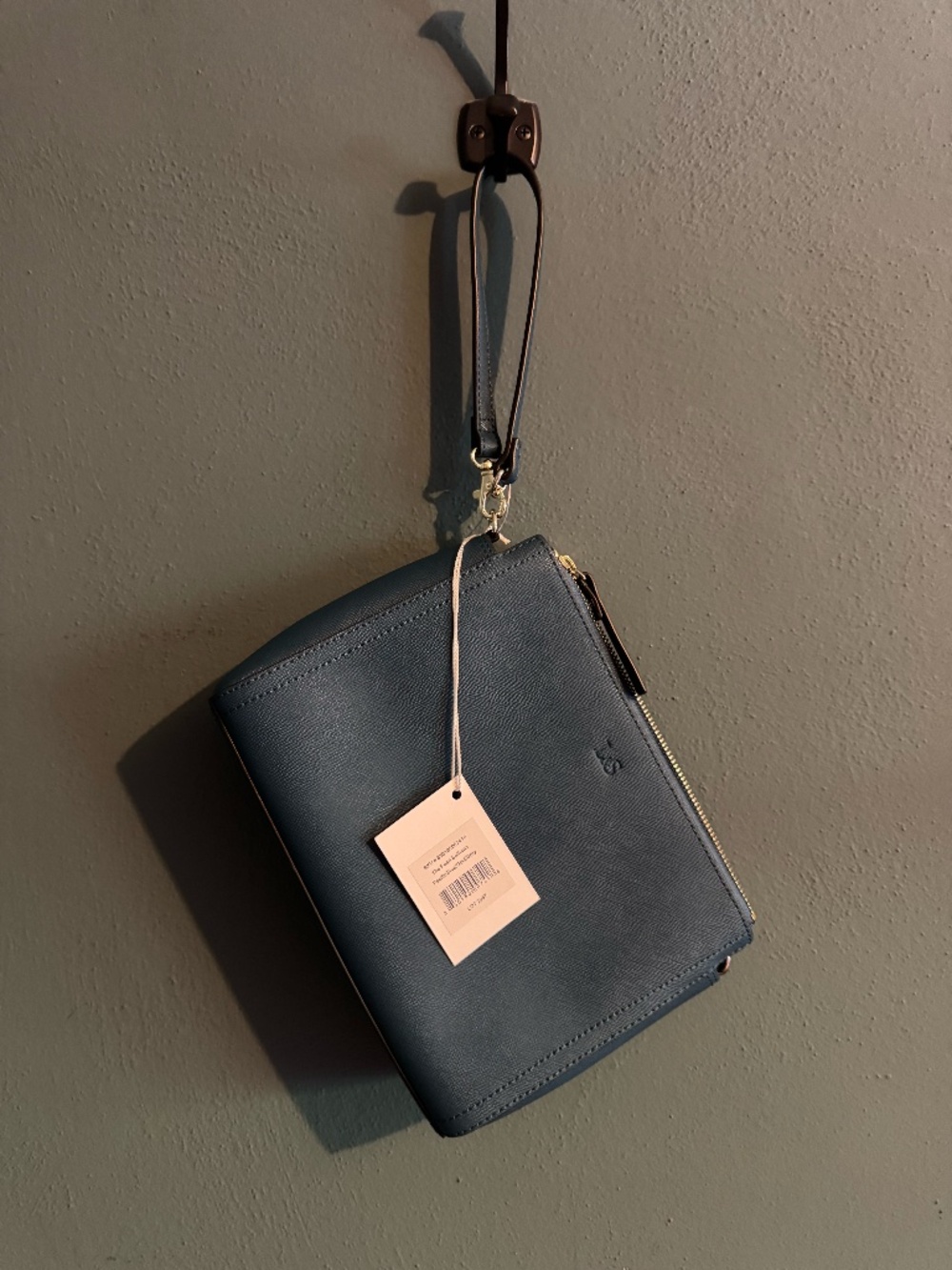 NWT Lo & Sons Pearl Saffiano Leather in Teal, no long strap